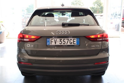 Audi Q3 2.0 TDI 150 CV quattro S tronic Business (5)