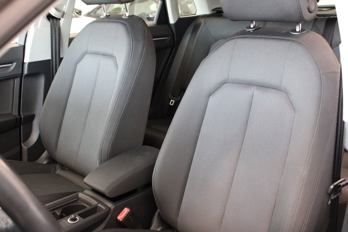 Audi Q3 2.0 TDI 150 CV quattro S tronic Business (9)