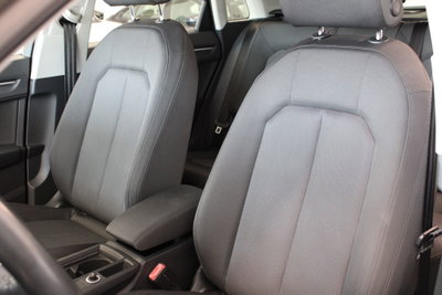 Audi Q3 2.0 TDI 150 CV quattro S tronic Business (9)