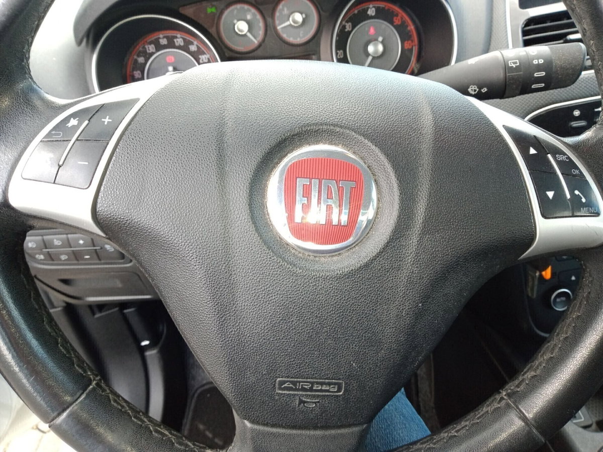 Fiat Punto 1.3 MJT II S&S 95 CV 5 porte Street (8)