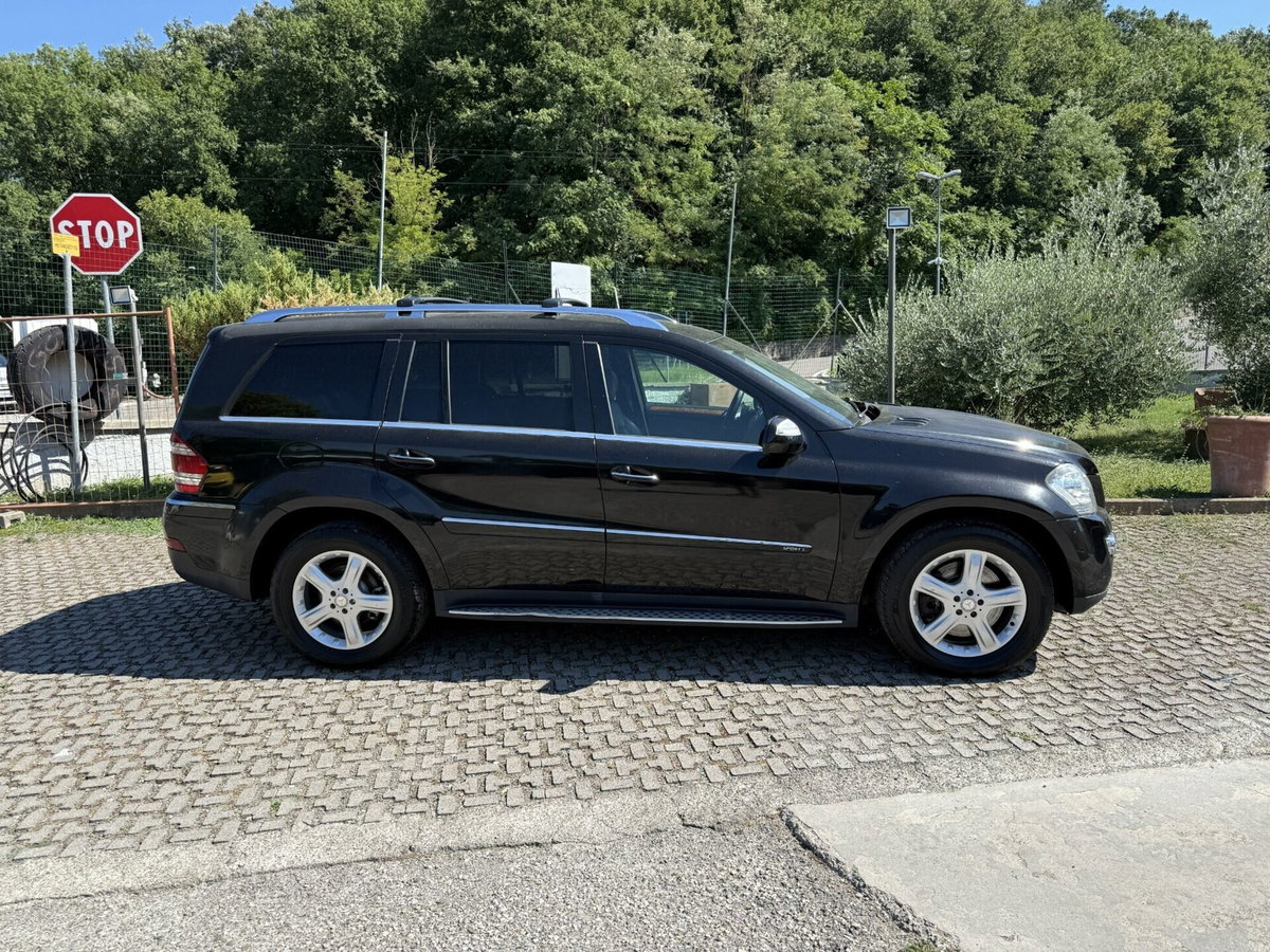 Mercedes-Benz GL 350 CDI cat 4MATIC BlueEFF. Sport 7 EU4 (3)