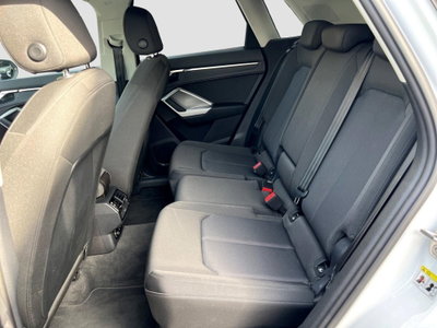 Audi Q3 35 TDI quattro S tronic Business (11)