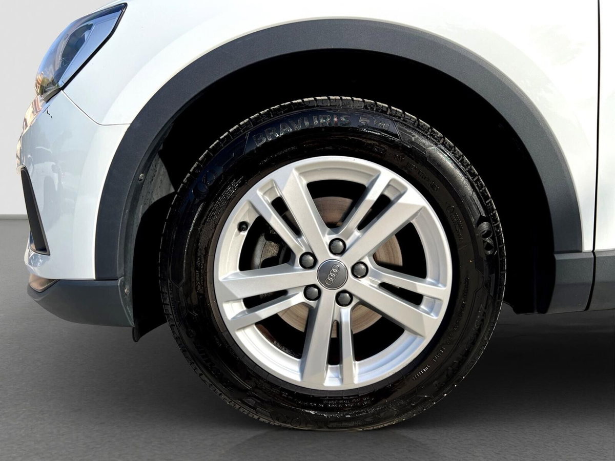 Audi Q3 35 TDI quattro S tronic Business (15)