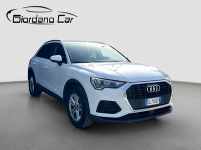 Audi Q3 35 TDI quattro S tronic Business (3)