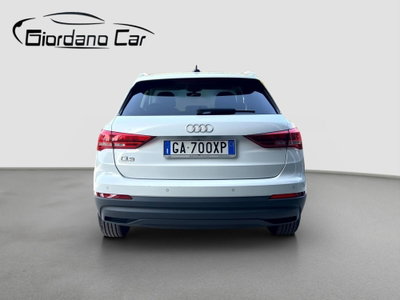 Audi Q3 35 TDI quattro S tronic Business (6)
