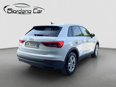 Audi Q3 35 TDI quattro S tronic Business (7)
