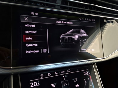 Audi Q8 Q8 45 TDI quattro tiptronic Sport (20)