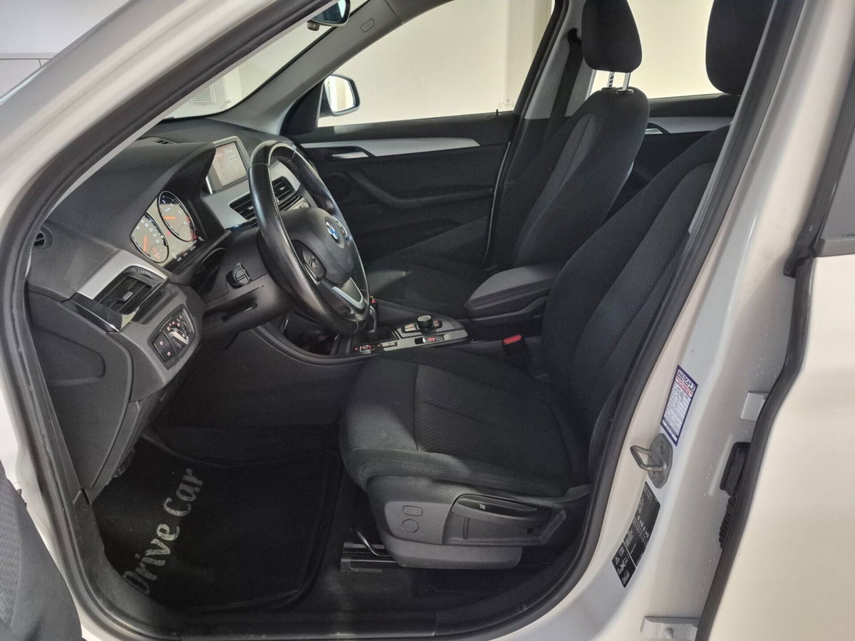 BMW X1 xDrive25d Advantage (9)