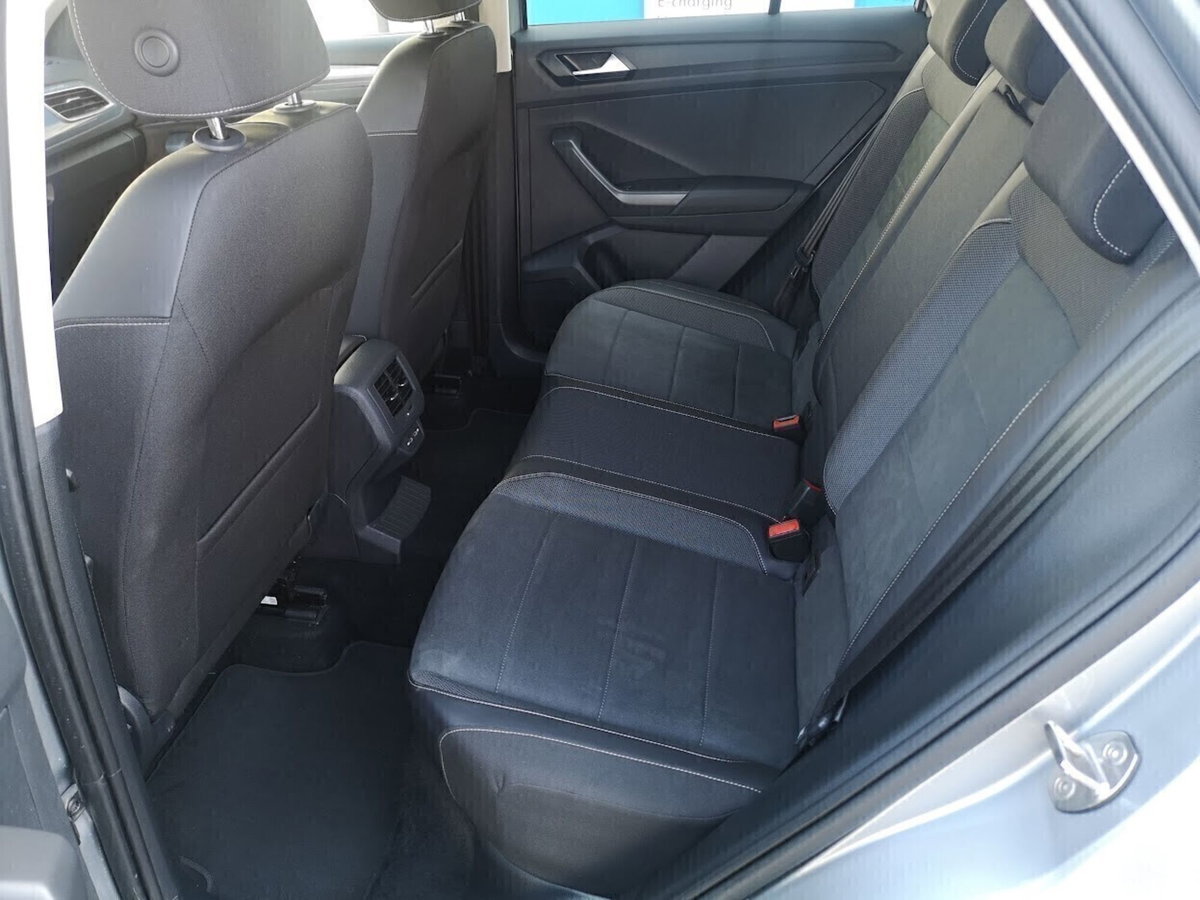 Volkswagen T-Roc 1.0 tsi Style 115cv (14)