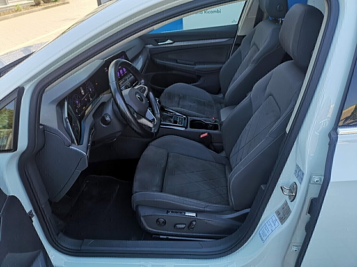 Volkswagen Golf 2.0 TDI SCR Style (3)