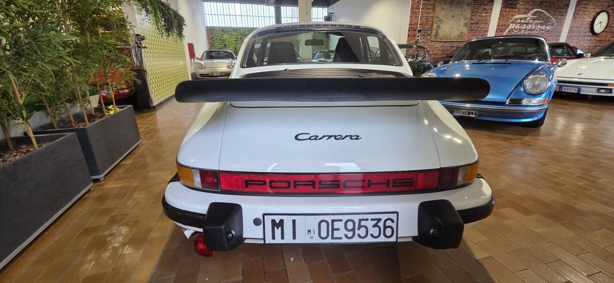 Porsche 911 Coupé Carrera 3.2 (4)