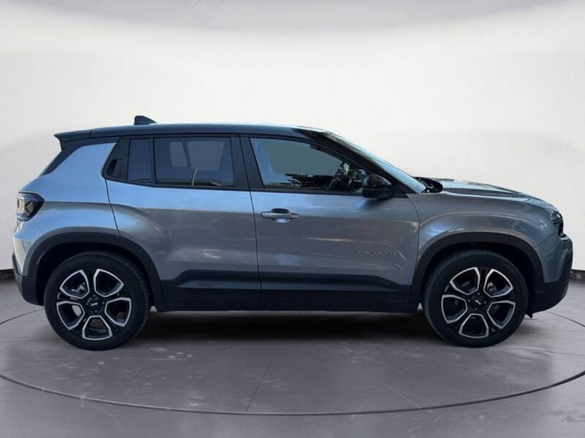 Jeep Avenger 1.2 turbo Summit fwd 100cv (4)