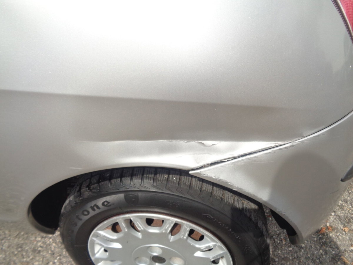 Lancia Ypsilon Multijet 16V Argento (11)
