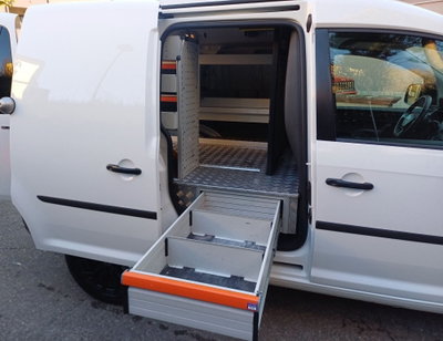 Volkswagen Caddy 2.0 TDI 122 CV 4MOTION Tech (18)