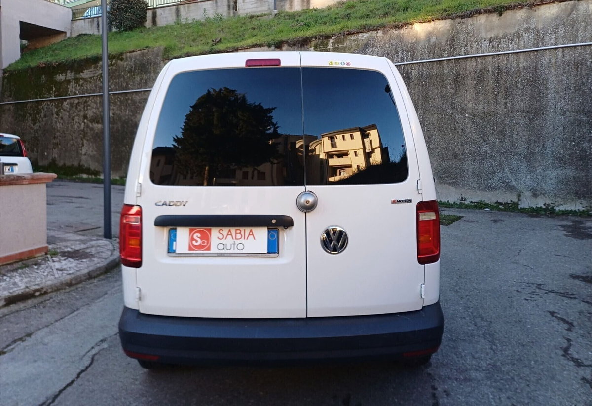 Volkswagen Caddy 2.0 TDI 122 CV 4MOTION Tech (6)