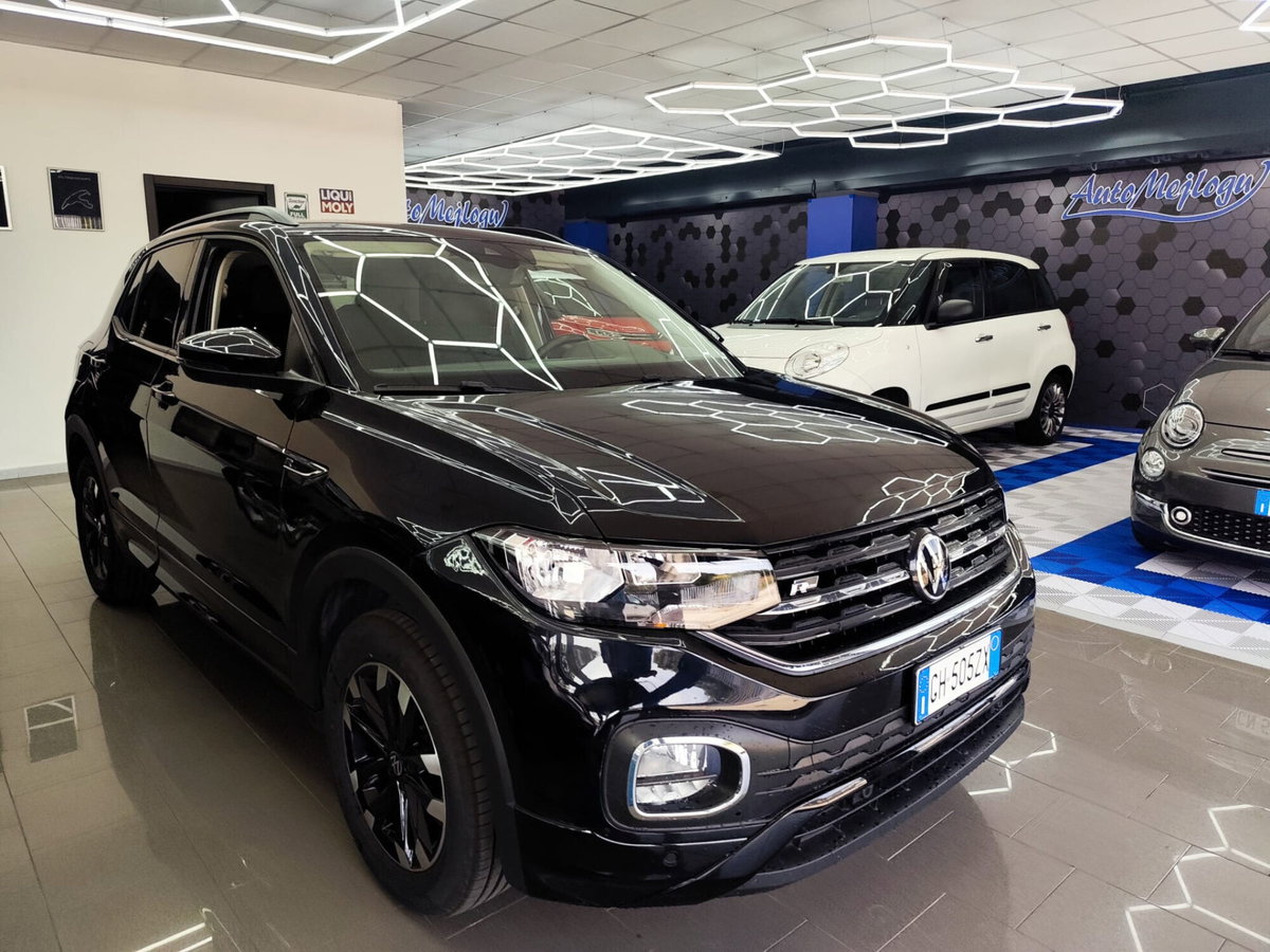 Volkswagen T-Cross 1.0 TSI 110 CV DSG Sport (10)