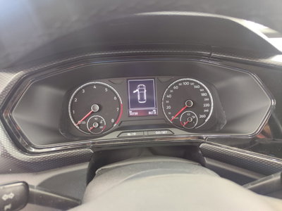 Volkswagen T-Cross 1.0 TSI 110 CV DSG Sport (13)