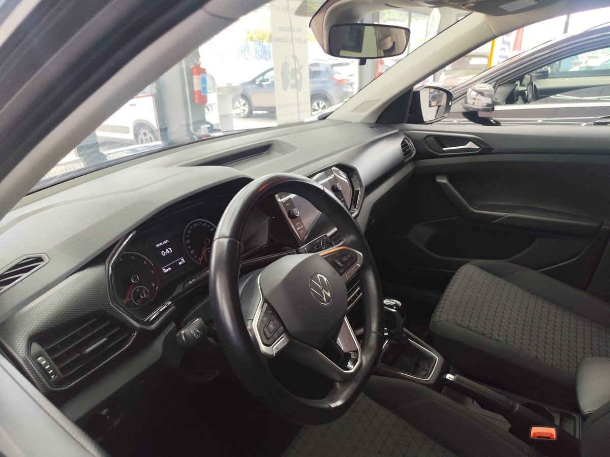 Volkswagen T-Cross 1.0 TSI 110 CV DSG Sport (9)