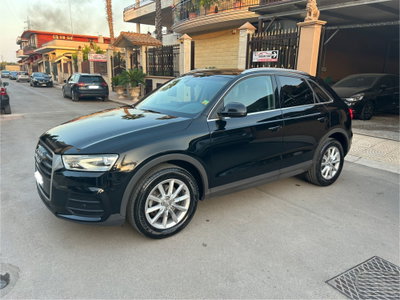 Audi Q3 2.0 TDI 120 CV Sport (10)