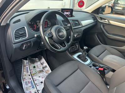 Audi Q3 2.0 TDI 120 CV Sport (16)