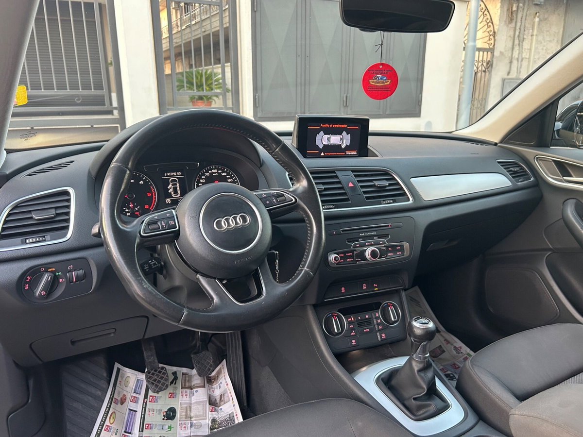 Audi Q3 2.0 TDI 120 CV Sport (20)