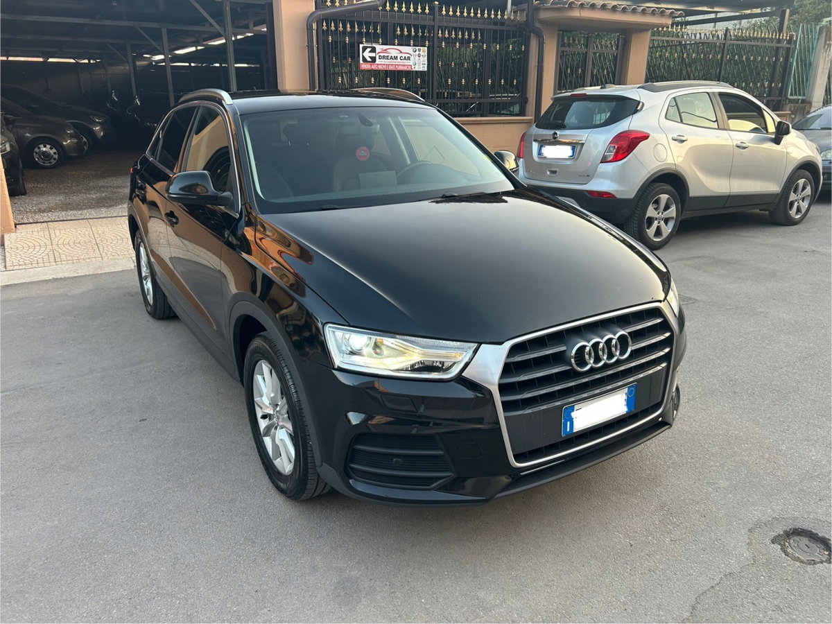 Audi Q3 2.0 TDI 120 CV Sport (3)