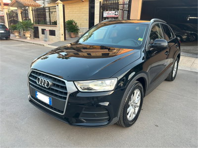 Audi Q3 2.0 TDI 120 CV Sport (8)