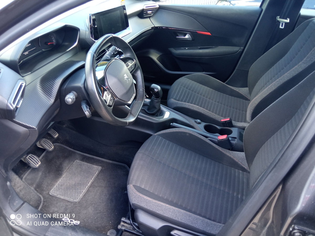 Peugeot 208 PureTech 75 Stop&Start 5 porte Active (8)
