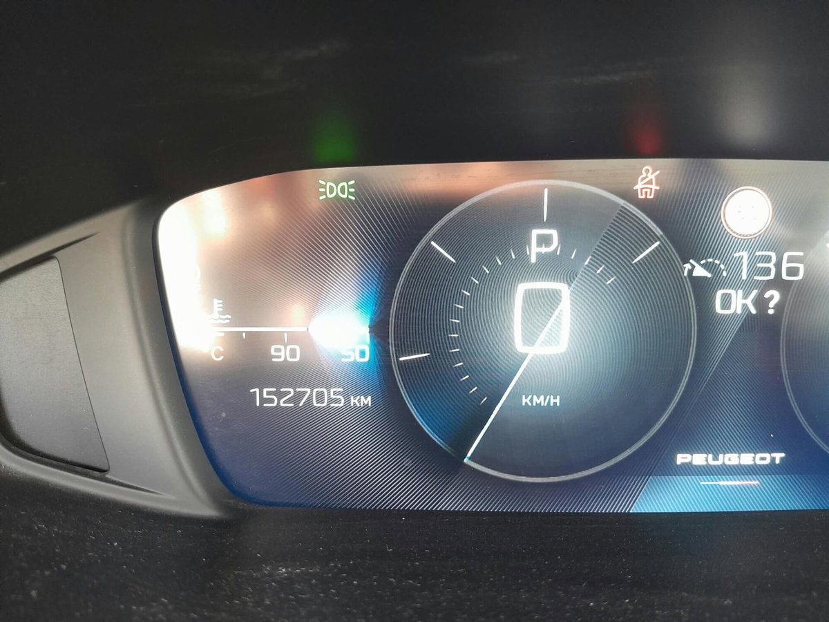 Peugeot 308 BlueHDi 130 S&S EAT8 Allure Pack (20)