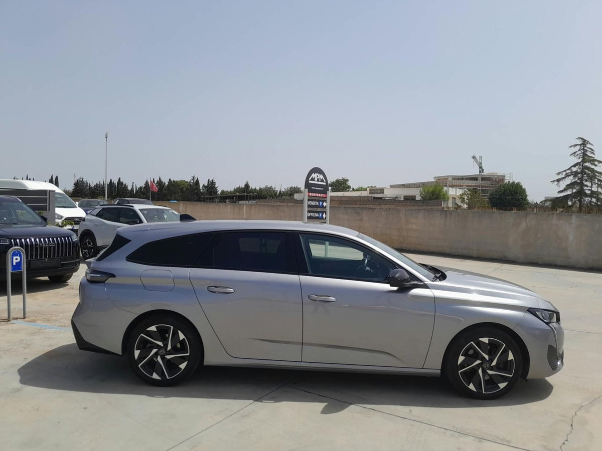 Peugeot 308 BlueHDi 130 S&S EAT8 Allure Pack (8)