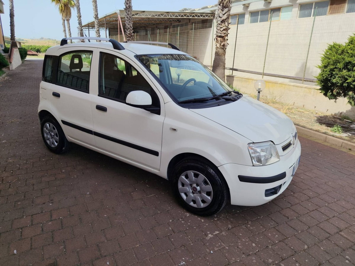 Fiat Panda 1.3 MJT 16V DPF Dynamic (2)