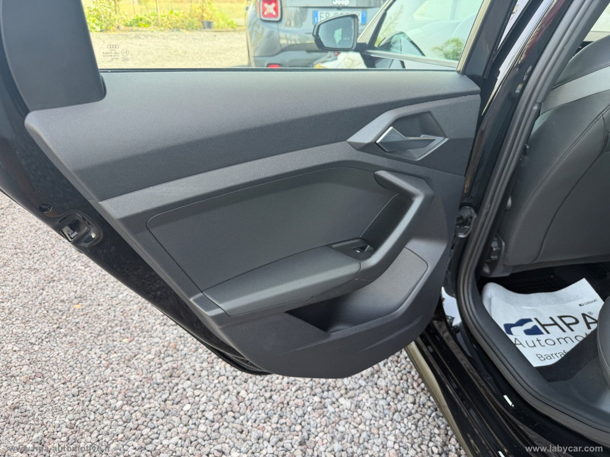 Audi A1 Sportback 30 1.0 tfsi Business 116cv (16)