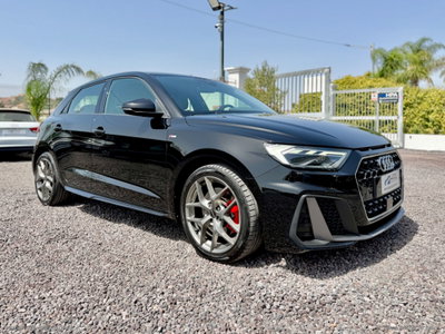 Audi A1 Sportback 30 1.0 tfsi Business 116cv (3)