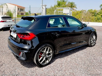 Audi A1 Sportback 30 1.0 tfsi Business 116cv (4)