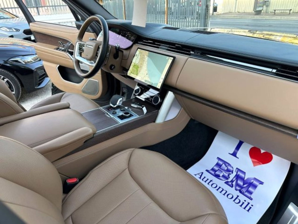 Land Rover Range Rover 4.4 V8 Autobiography (8)