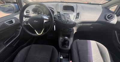 Ford Fiesta 1.2 82 CV 5 porte Titanium (10)
