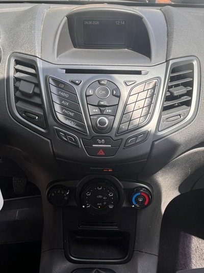 Ford Fiesta 1.2 82 CV 5 porte Titanium (16)