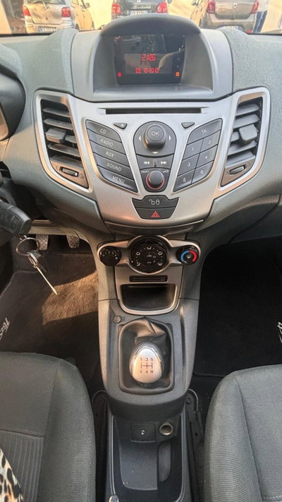 Ford Fiesta 1.4 TDCi 5p. Ambiente (16)