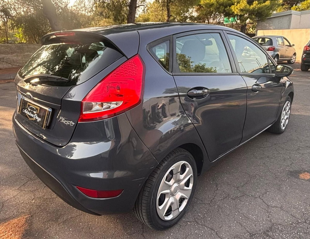 Ford Fiesta 1.4 TDCi 5p. Ambiente (3)