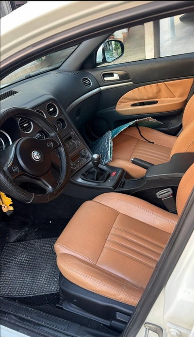 Alfa Romeo 159 SportWagon 2.0 JTDm 136 CV Sportwagon Progression (7)