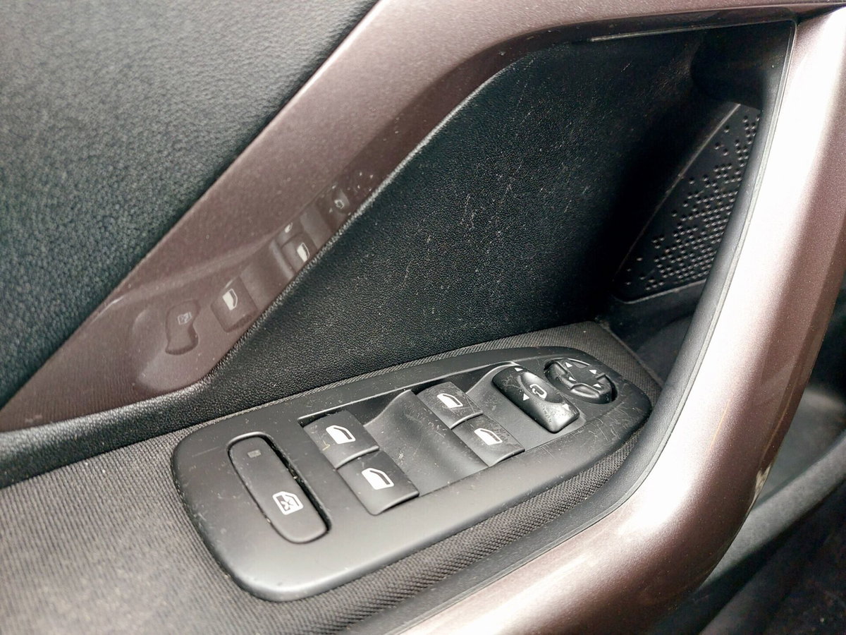 Peugeot 2008 HDi 68CV Active (13)