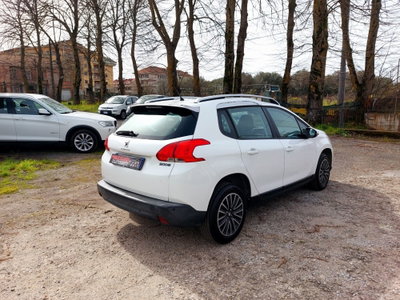 Peugeot 2008 HDi 68CV Active (2)
