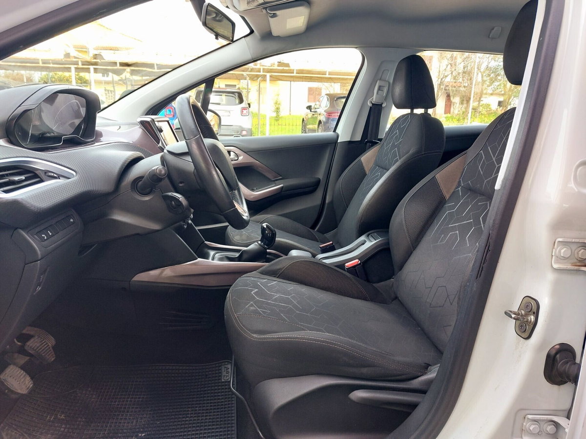 Peugeot 2008 HDi 68CV Active (4)
