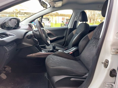 Peugeot 2008 HDi 68CV Active (4)
