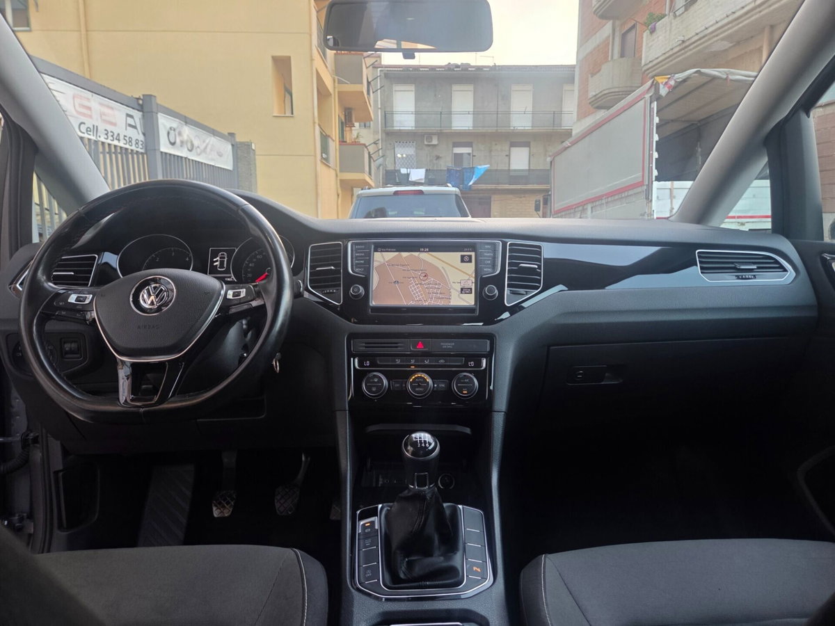Volkswagen Golf 2.0 TDI 5p. Highline BlueMotion Technology (10)