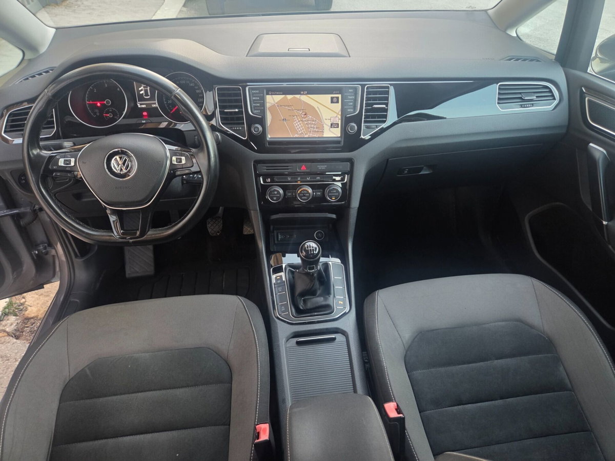 Volkswagen Golf 2.0 TDI 5p. Highline BlueMotion Technology (12)