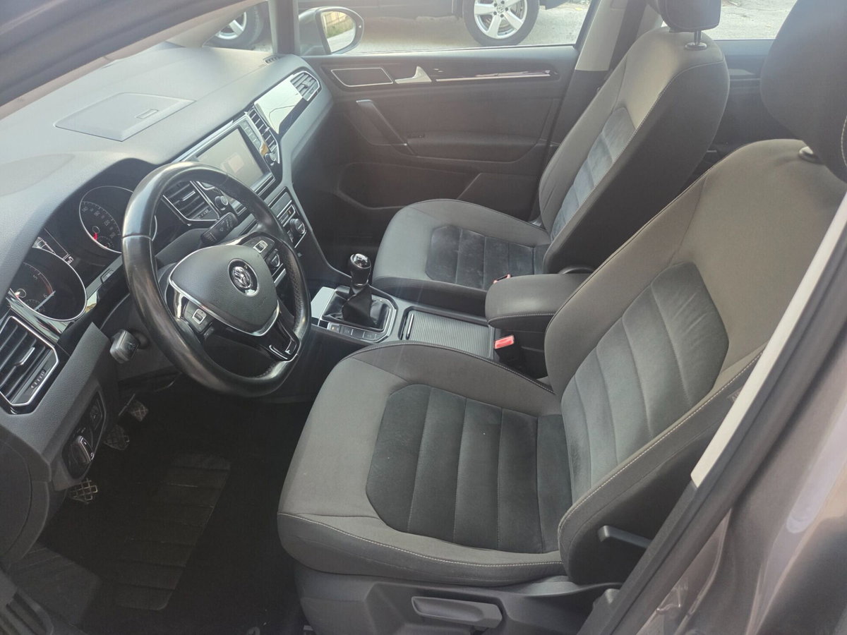 Volkswagen Golf 2.0 TDI 5p. Highline BlueMotion Technology (15)