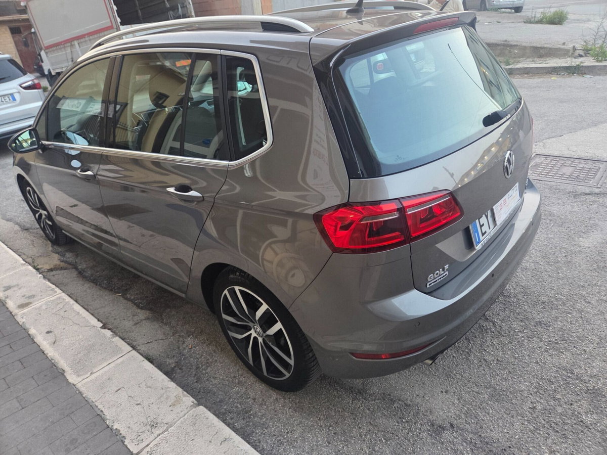 Volkswagen Golf 2.0 TDI 5p. Highline BlueMotion Technology (2)