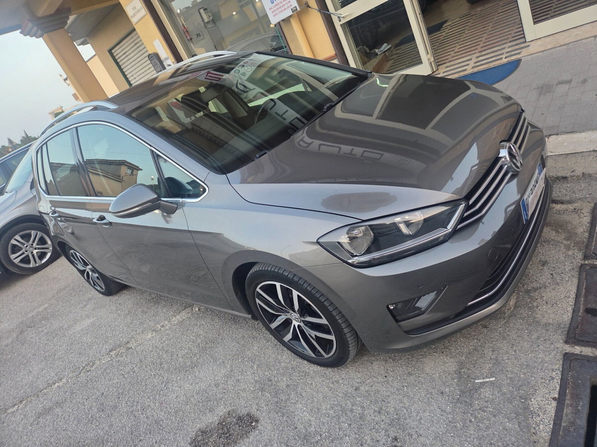 Volkswagen Golf 2.0 TDI 5p. Highline BlueMotion Technology (4)