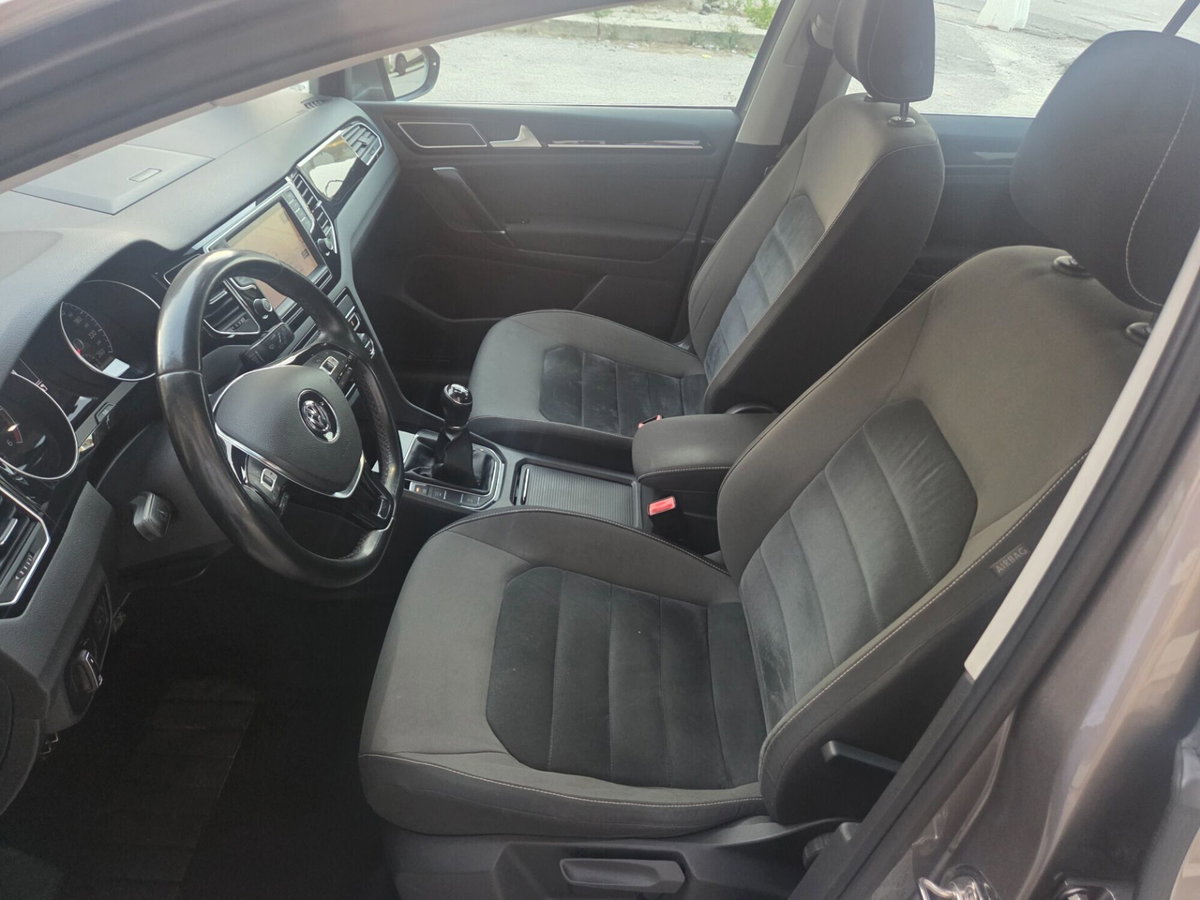 Volkswagen Golf 2.0 TDI 5p. Highline BlueMotion Technology (9)